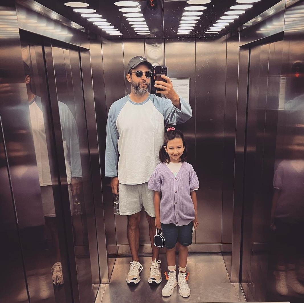 Иван Ургант впервые за долгое время показал подрастающую наследницу - 2x2.su картинка 2