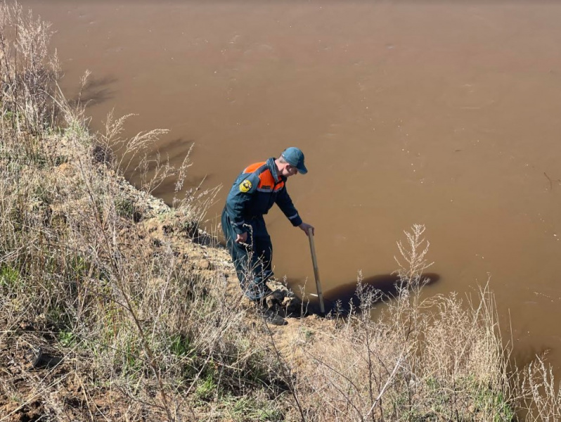 Большая вода в Приамурье: в Маркове подтопило участок на дороге - 2x2.su