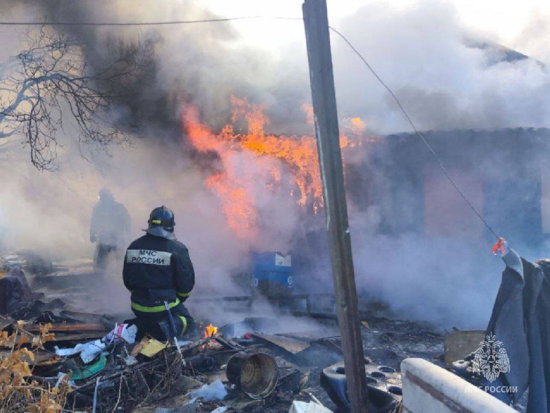 Виновник страшного пожара, в котором погибли трое амурчан, обжаловал приговор - 2x2.su