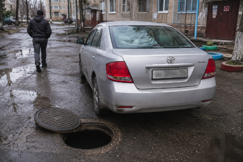 Житель Свободного, найдя ключи во дворе, угнал чужую машину