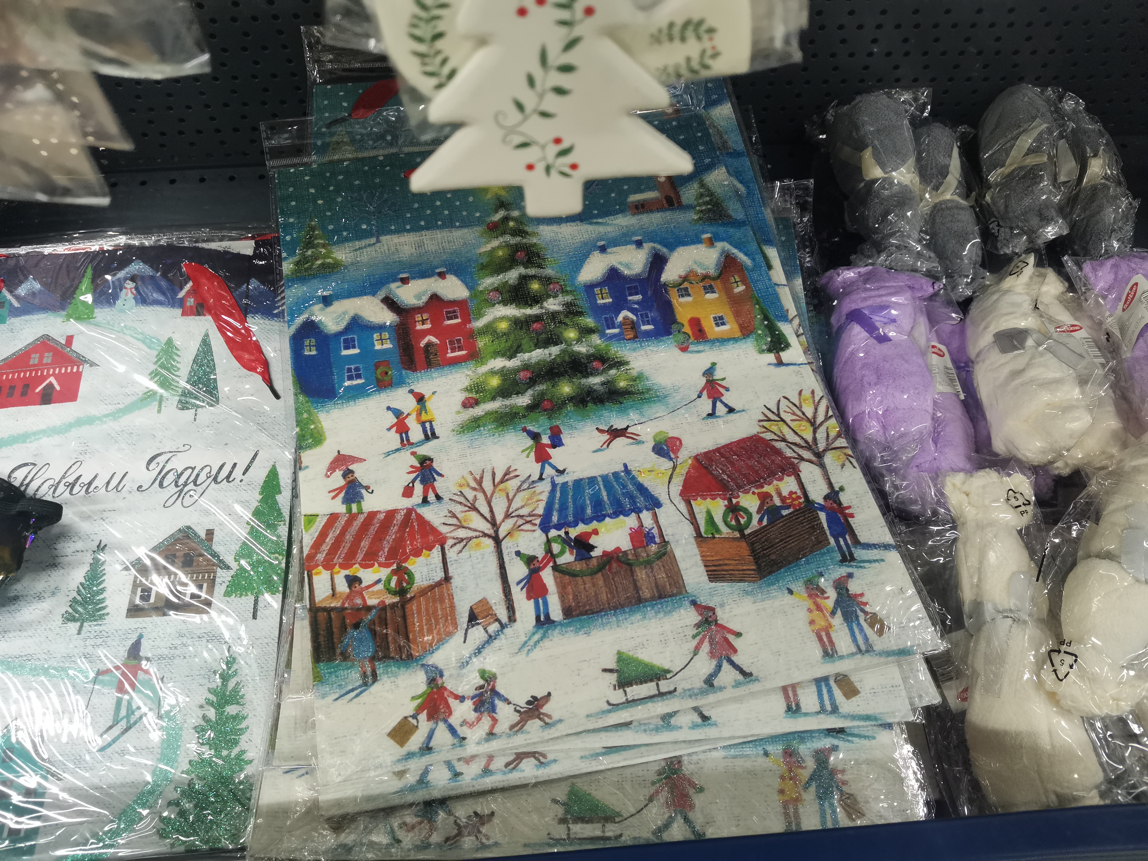 Чем украсить дом к Новому году: обзор магазинов Благовещенска - 2x2.su картинка 49