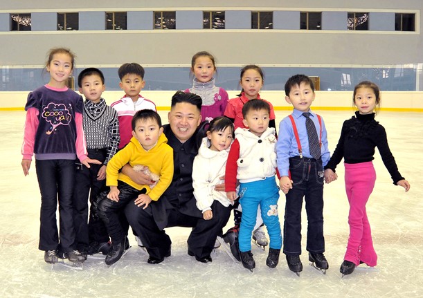 Как воспитывают детей в КНДР? - 2x2.su