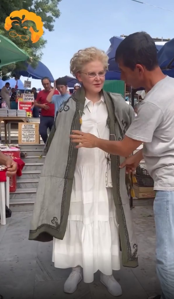 Елена Малышева рассказала о своём пребывании за границей и об отношении к русским  - 2x2.su картинка 3