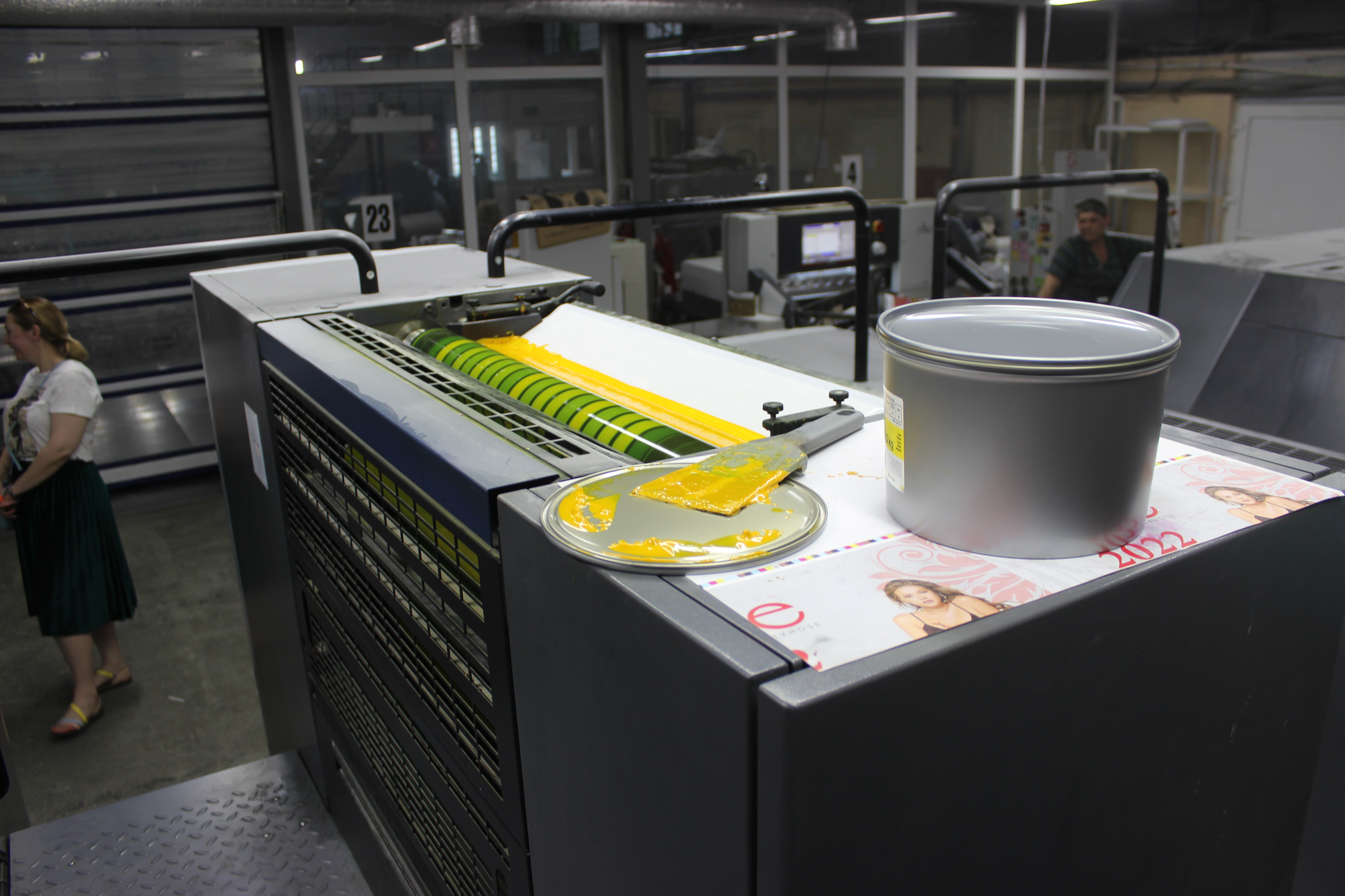 Типография изнутри: где и как печатают газеты, визитки, альбомы и книги для всего Приамурья - 2x2.su картинка 9