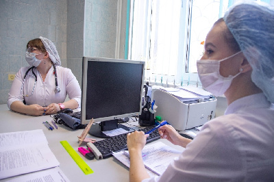 Вакцинацию против COVID-19 проводят во всех поликлиниках Благовещенска - 2x2.su