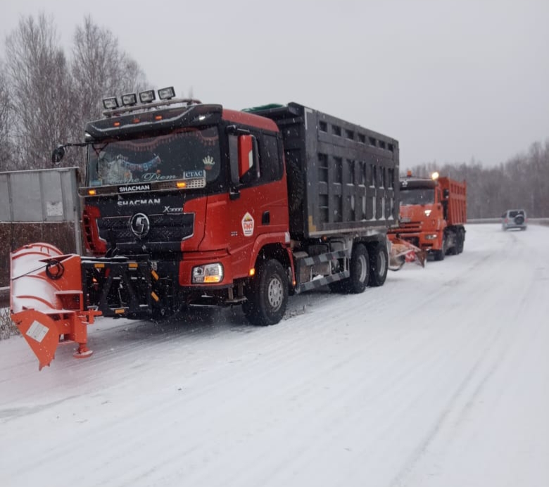 В Зейском районе снеговые завалы затруднили проезд в некоторые села - 2x2.su