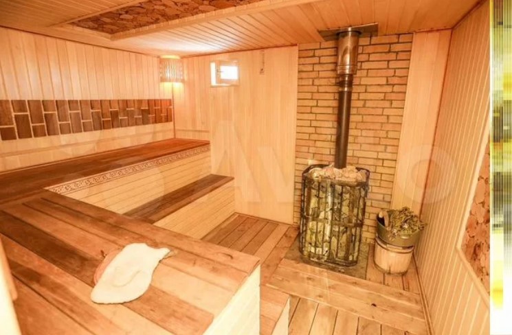 В Благовещенске сдают коттедж с бассейном за 25 тысяч рублей в сутки: обзор недвижимости - 2x2.su картинка 3