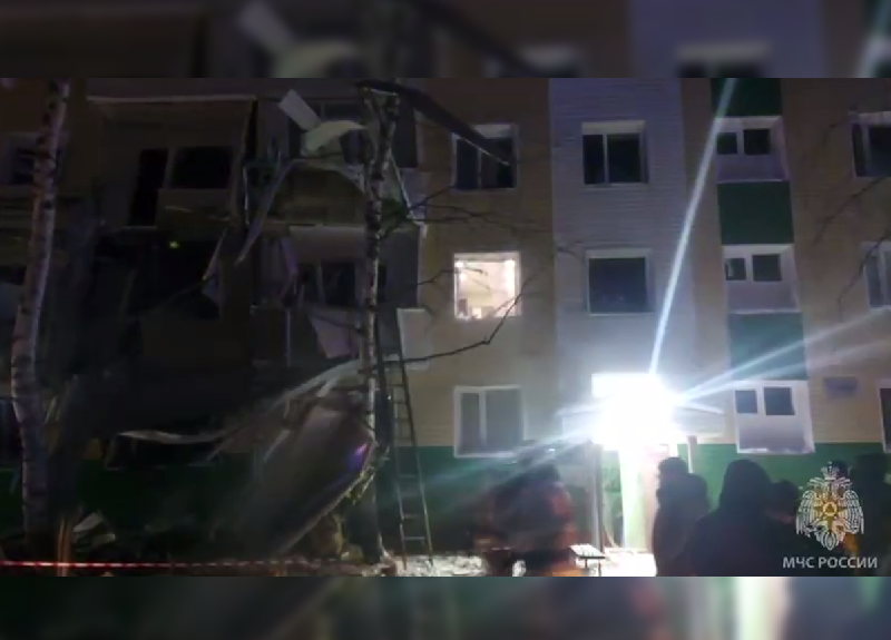 Мать и её 3-летний сын пропали без вести во время взрыва в жилом доме в Нижневартовске - 2x2.su