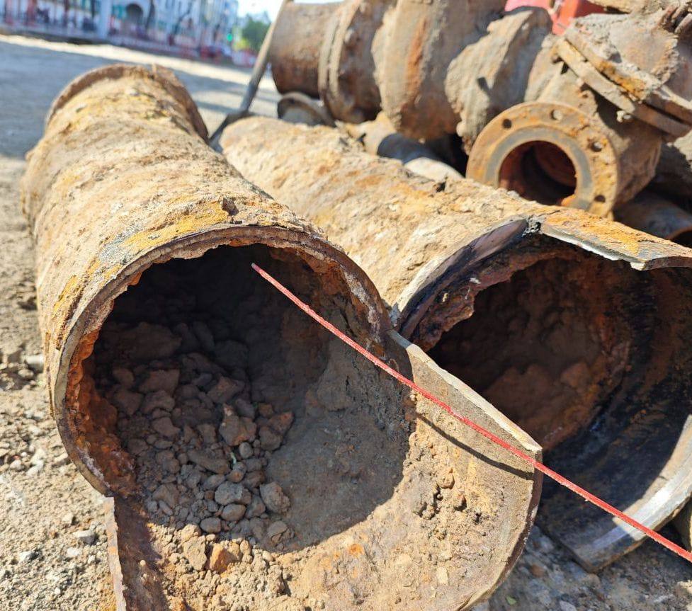 Мэр Благовещенска показал, в каком состоянии коммунальные сети в центре города - 2x2.su картинка 6