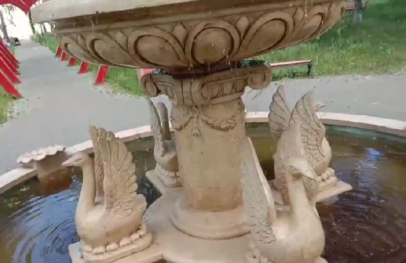 В Белогорске отключили три фонтана из-за мусора, который накидали отдыхающие 