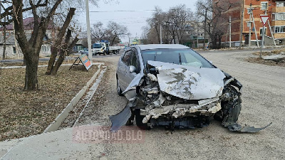 В Благовещенске произошло жёсткое ДТП: двое пострадали - 2x2.su