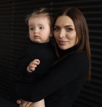 В Сети появилась фотография маленькой дочери шефа Константина Ивлева  - 2x2.su картинка 2