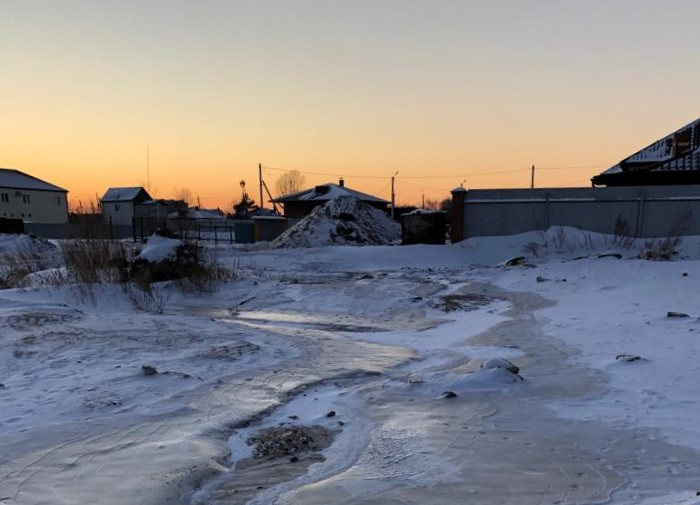 Жители Благовещенска пожаловались на реки из фекалий рядом со своими домами - 2x2.su картинка 4