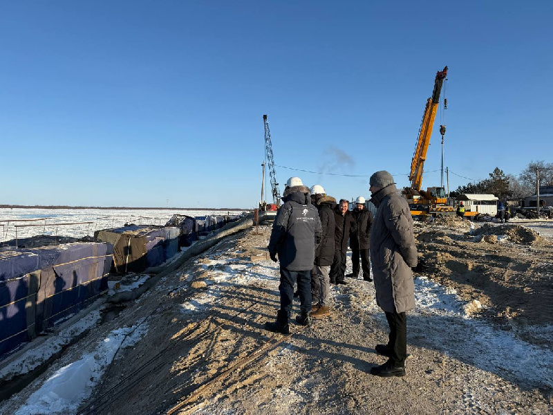 Дамба на Зее во Владимировке готова на 70%: ее могут сдать досрочно - 2x2.su