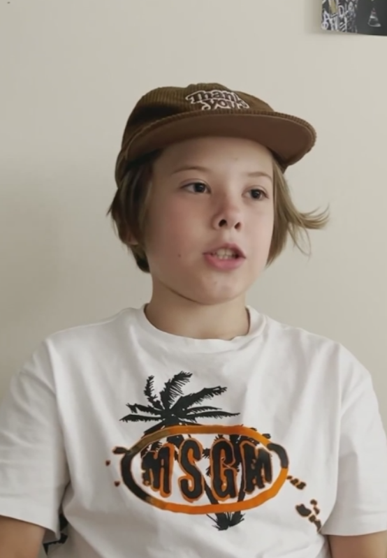 Новое видео с сыном Жанны Фриске обсуждают в Сети, мальчик растёт копией певицы - 2x2.su картинка 3