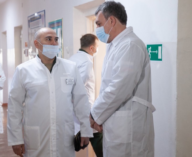 «Готовы вернуться в строй»: Василий Орлов навестил раненых бойцов СВО  - 2x2.su картинка 6