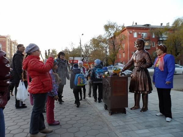 В Благовещенске объявлен сбор денег на реставрацию памятника Снегурочке - 2x2.su картинка 7