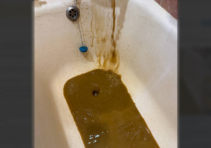 В Белогорске из-за замены насоса пострадали местные жители - 2x2.su