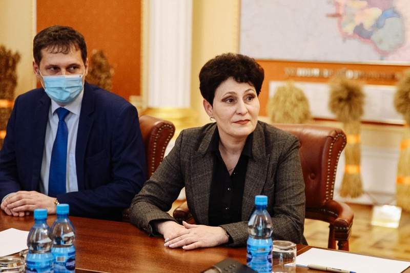 Марина Михайлова сообщила, что из-за здоровья и личных причин складывает с себя полномочия мэра Тынды - 2x2.su