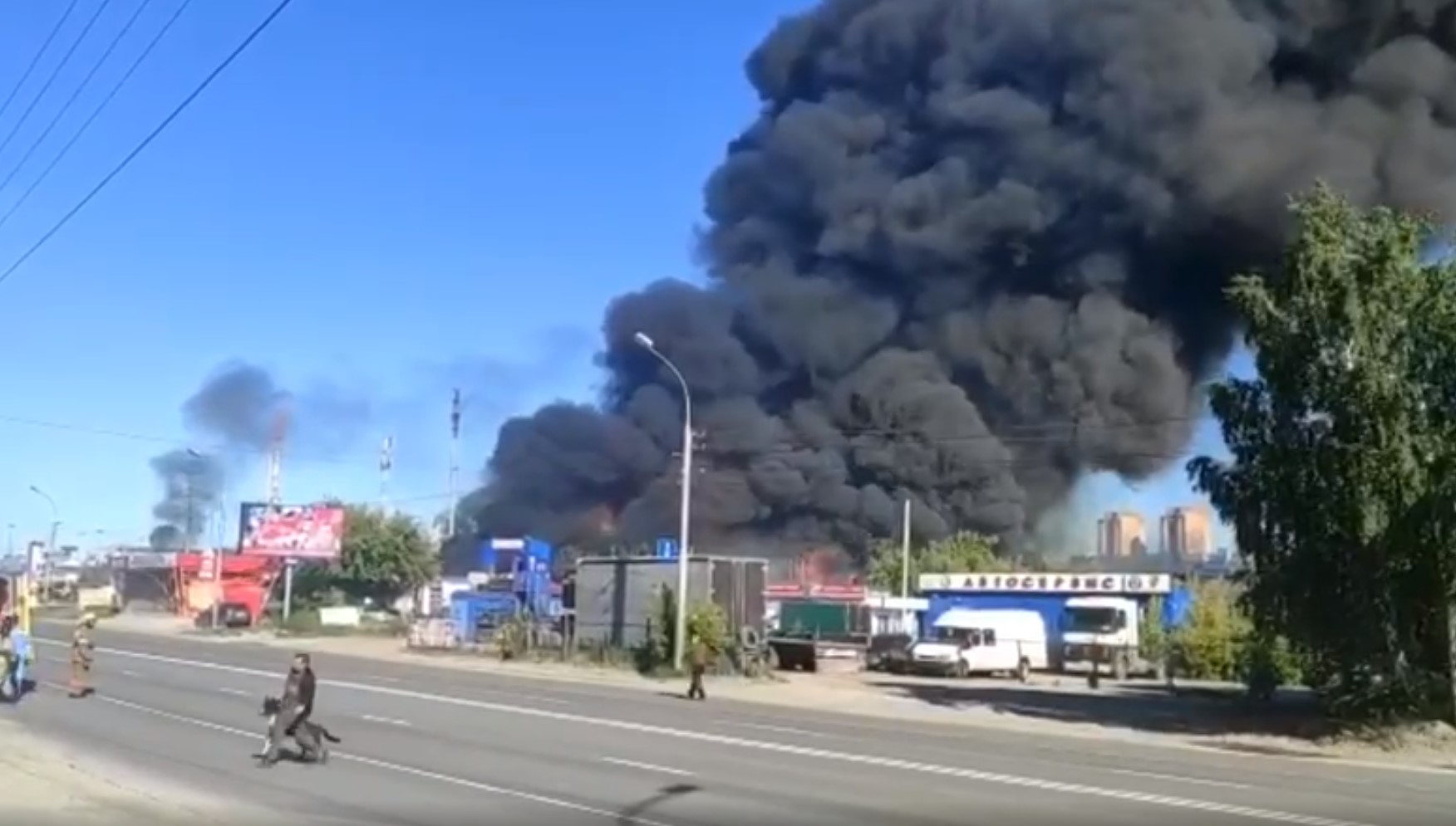В Новосибирске на автозаправке произошёл взрыв, более 30 человек пострадали
