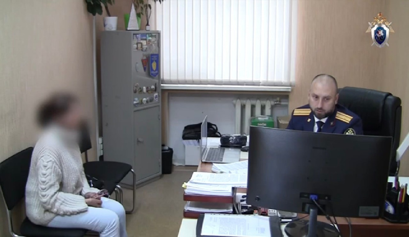 В Селемджинском районе экс-глава центра занятости фиктивно устраивала жителей на работу, заработав более 1,4 млн рублей - 2x2.su