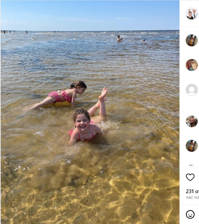 Виторган увёз маленьких дочек за границу и ищет няню  - 2x2.su картинка 3