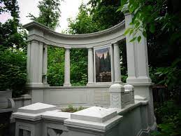 Опубликован список кладбищ Москвы, куда нужно сходить на экскурсию