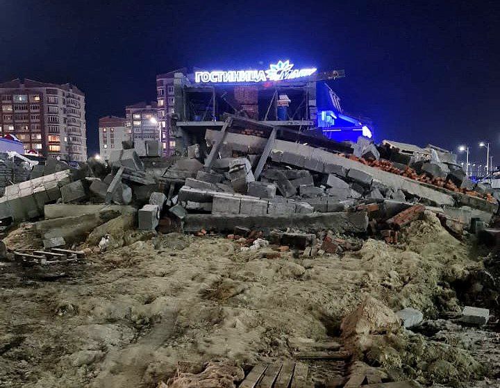 Эксперты назвали причины, по которым могла рухнуть гостиница в Благовещенске - 2x2.su