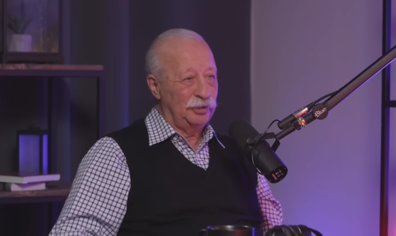 Леонид Якубович впервые за долгое время вывел в свет красавицу-дочь - 2x2.su