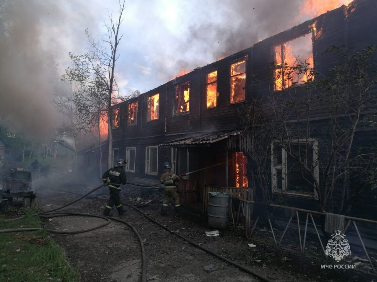 фото пожар дом сгорел картинка 4