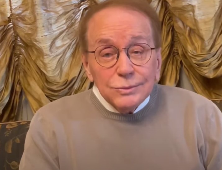 Повзрослевшую внучку Александра Маслякова обсуждают в Сети - 2x2.su