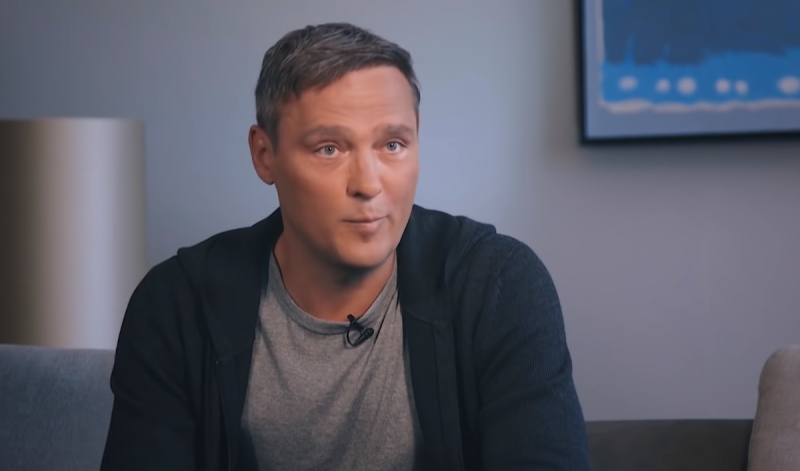 Вдова Юрия Шатунова восхитила зрителей на концерте в память о нём - 2x2.su