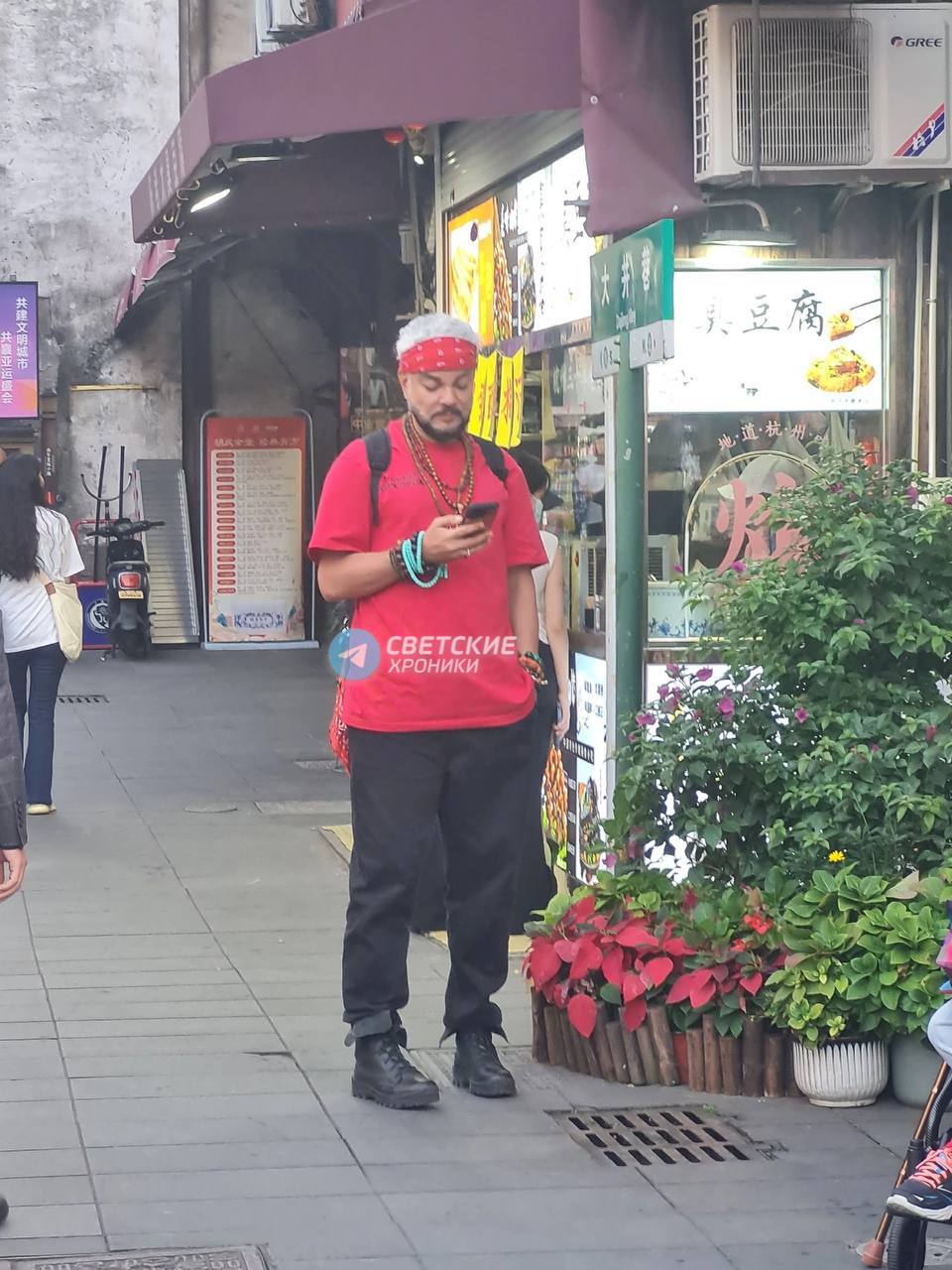 СМИ рассказали о «маме Наташе», воспитывающей детей Киркорова  - 2x2.su картинка 2