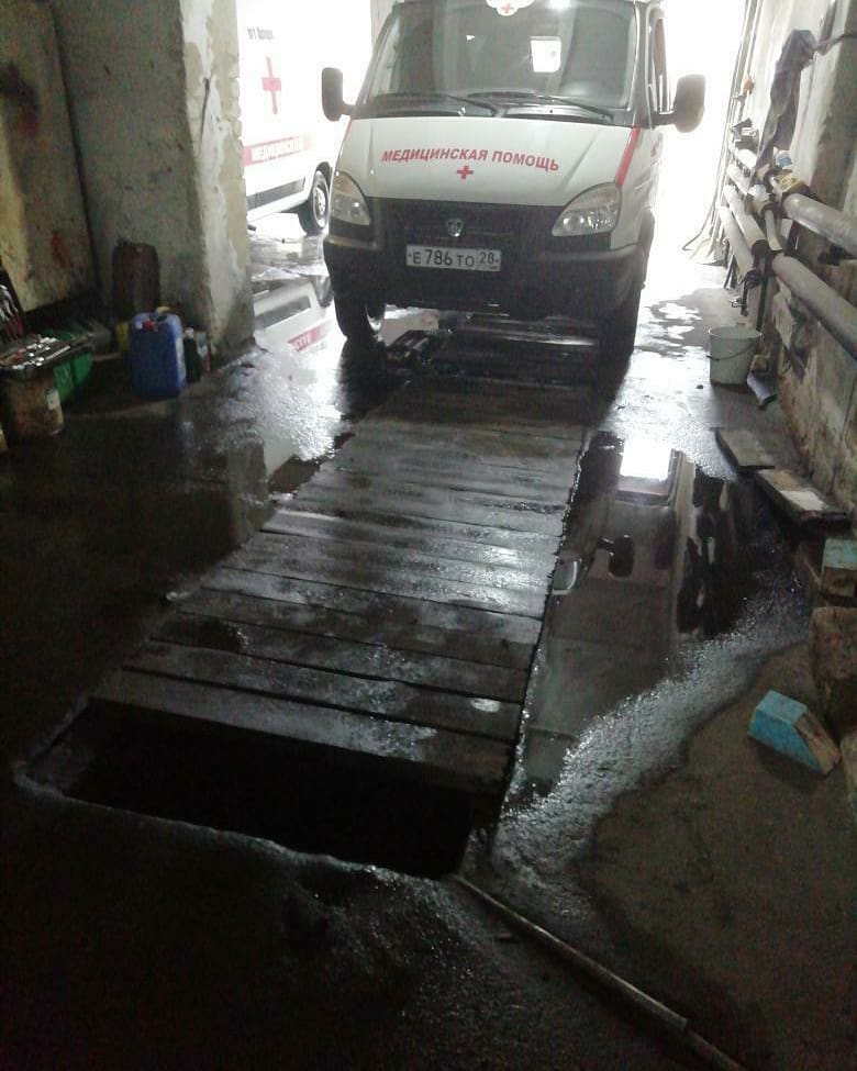 Гараж скорой помощи Архаринской больницы Гараж скорой помощи Архаринской больницы